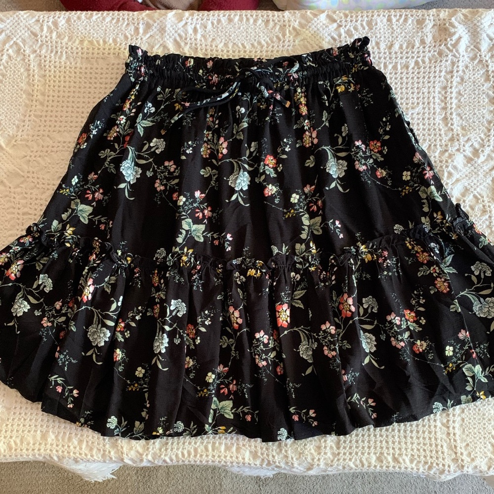 Ruffle floral skirt